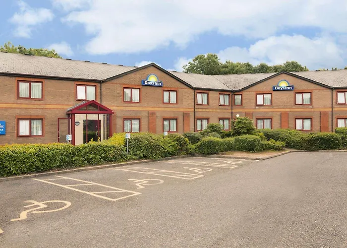 Days Inn Magor